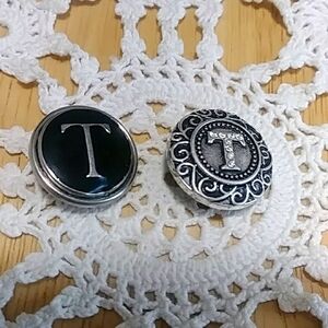 Snap Jewelry - Alphabet Initial Snap Buttons Letter T